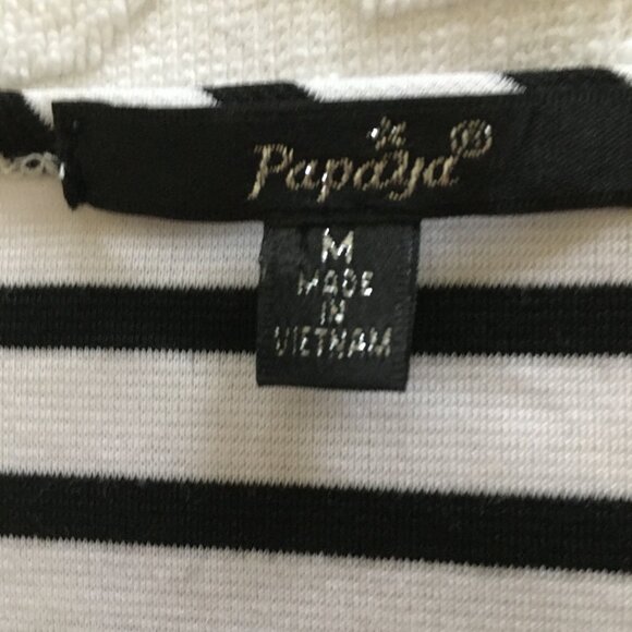 Papaya black and white stretch pullover mini-dress, sz Medium. - Picture 5 of 11